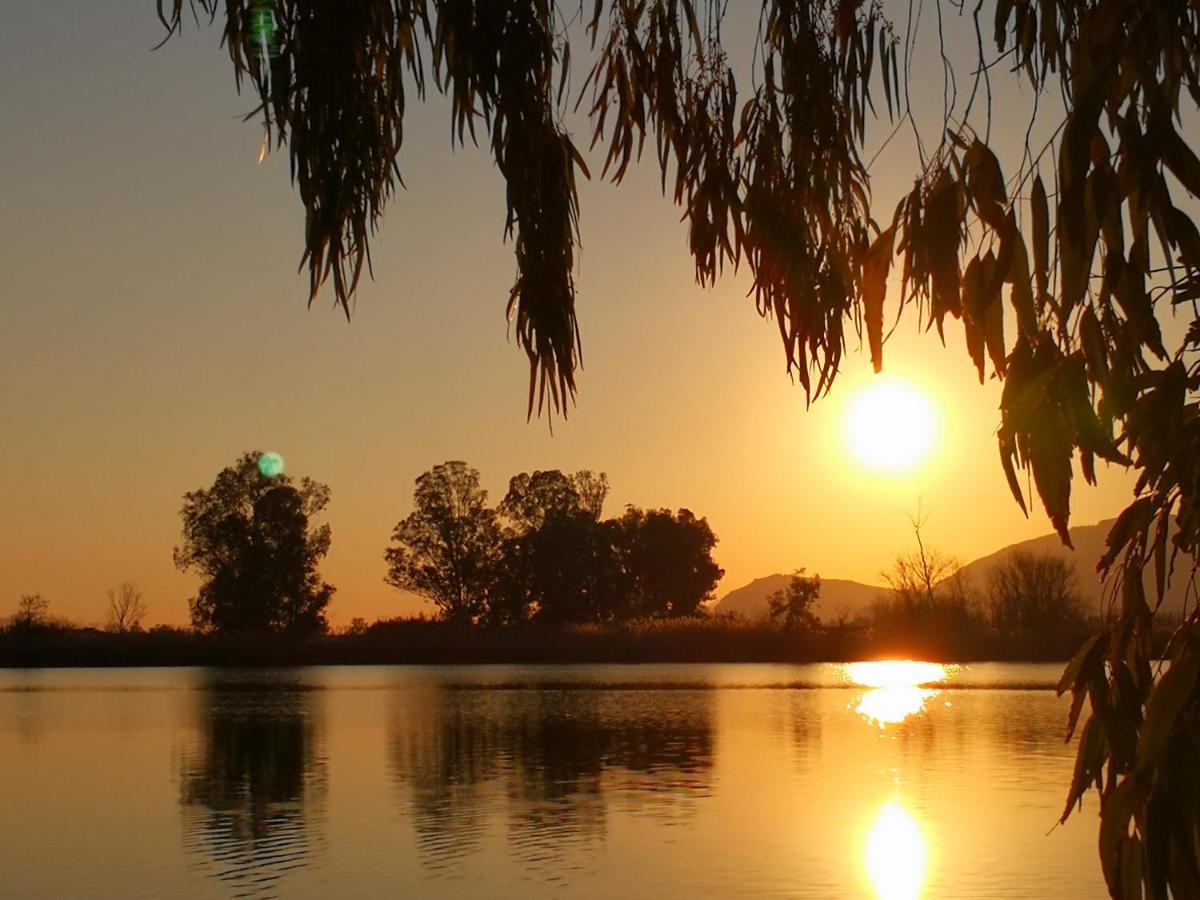 Magia Sul Lago Di Fondi Monte San Biagio Exteriör bild